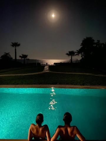 Ionion Beachfront Villa Ayía Nápa Extérieur photo