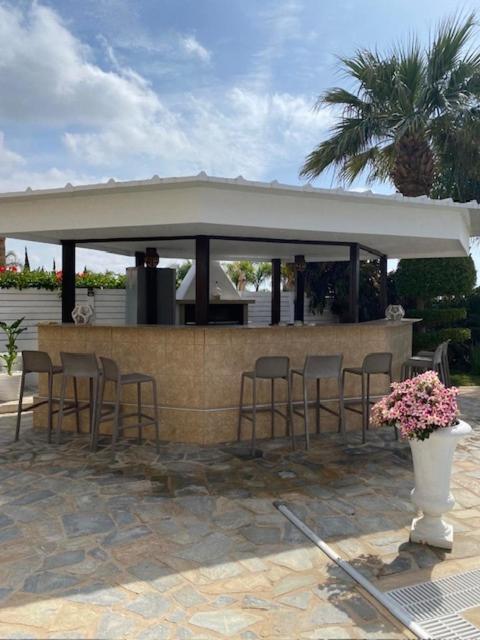 Ionion Beachfront Villa Ayía Nápa Extérieur photo