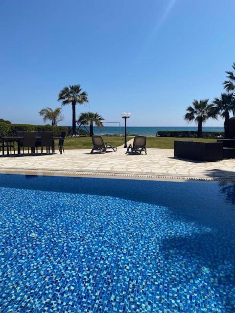 Ionion Beachfront Villa Ayía Nápa Extérieur photo
